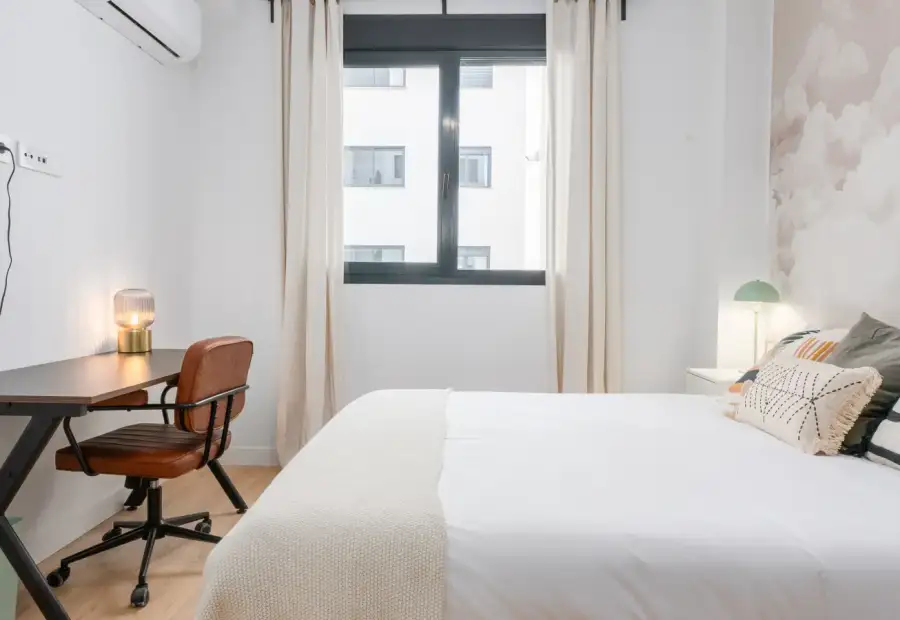 Habitación en piso compartido de 2 habitaciones en alquiler en La Bresca, para profesionales y estudiantes. en Málaga