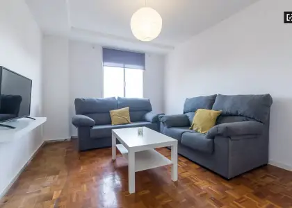 Habitación en un piso compartido de 6 habitaciones en Campanar, ideal para estudiantes. en Valencia