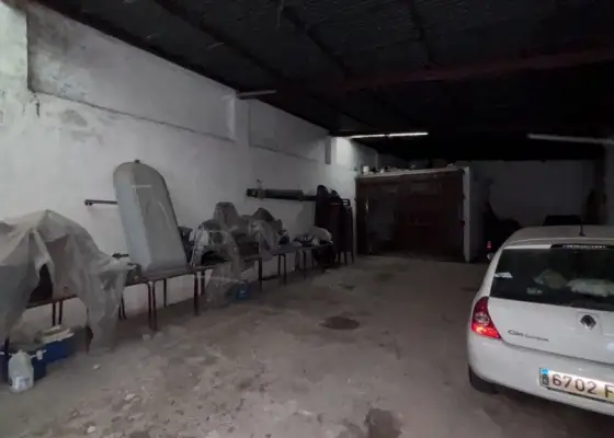 Nave en venta en Alcázar De San Juan, de 147 m2 por 100.000 €, Ref. 0243