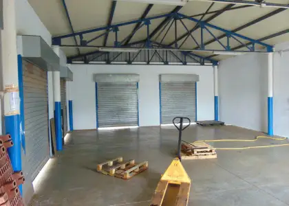 Nave Industrial en Valdepeñas, Nacional - IV en Valdepeñas