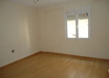 Piso de 3 dormitorios. Reformado. Centrico. Luminoso. en Manzanares