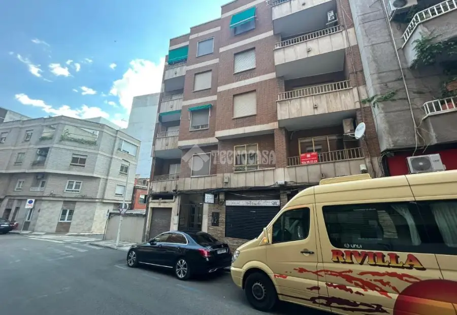 Piso en venta en Puertollano - Puertollano, 106.000 €, 128 m2, ref. 661844 en Puertollano