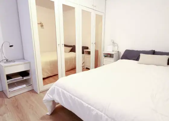Se alquila habitación en piso compartido en Barcelona