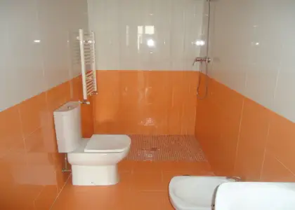 Se vende piso de tres dormitorios en zona centro en Manzanares