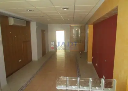 venta de local en Valdepeñas, CENTRO en Valdepeñas