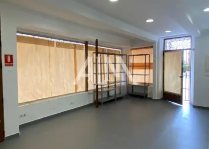 Venta Local Comercial Membrilla, Membrilla en Membrilla